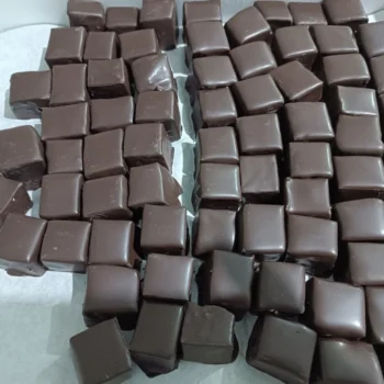 Bitter Çikolata Kaplı Lokum